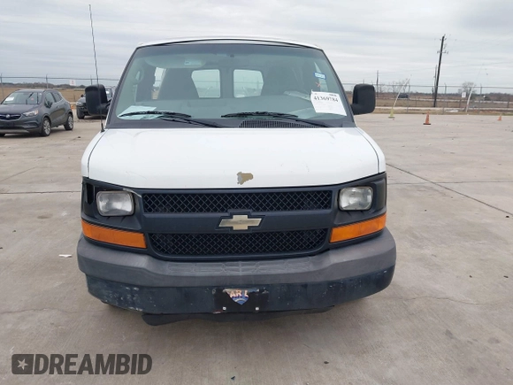 2013 Chevrolet Express Cargo z VIN 1GCSGAFX4D1128353, wystawiony jako IAAI lot #41369784 z przebiegiem 109 703 mil mil oraz . Historia ofert i sprzedaży dostępna na DreamBid. Obrazek 12.