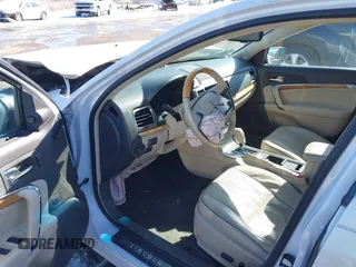 2011 Lincoln MKZ Hybrid with VIN 3LNDL2L31BR752945, listed as a IAAI auction lot 41439120 with 178,578 mi miles. Bid and sale history available at carsss.com. Image 5.