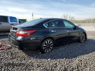 2018 Nissan Altima 2.5 S with VIN 1N4AL3AP9JC113427, listed as a Copart auction lot 50555325 with 177,138 mi miles and Salvage Title. Bid and sale history available at carsss.com. Image 3.