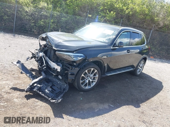 2020 BMW X5 xDrive40i with VIN 5UXCR6C03L9B42670, listed as a IAAI auction lot 41977126 with Not provided miles and . Bid and sale history available at DreamBid. Image 2.