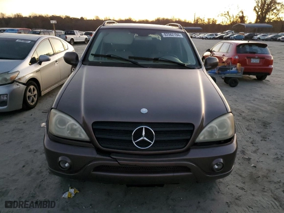 2001 Mercedes-Benz M-Class with VIN 4JGAB72E41A257282, listed as a Copart auction lot 82562194 with 149,689 mi miles and Non Repairable. Bid and sale history available at carsss.com. Image 5.