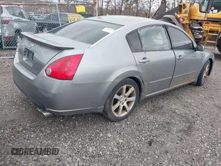 2007 Nissan Maxima 3.5 SL with VIN 1N4BA41E47C857086, listed as a IAAI auction lot 42026124 with 999,999 mi miles. Bid and sale history available at carsss.com. Image 4.