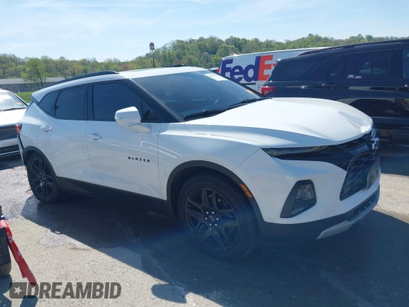 2022 Chevrolet Blazer LT z VIN 3GNKBDRS0NS135906, wystawiony jako IAAI lot #42070239 z przebiegiem 127 017 mil mil oraz . Historia ofert i sprzedaży dostępna na DreamBid. Obrazek 14.