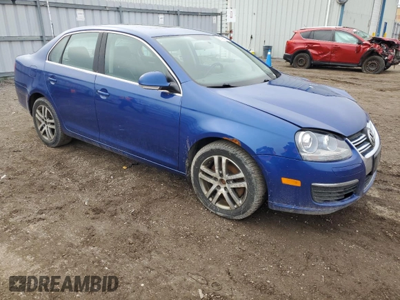 2008 Volkswagen Jetta z VIN 3VWRJ31K68M067231, wystawiony jako Copart lot #53196704 z przebiegiem 161 525 mil mil oraz Szkoda całkowita • Salvage title. Historia ofert i sprzedaży dostępna na DreamBid. Obrazek 4.