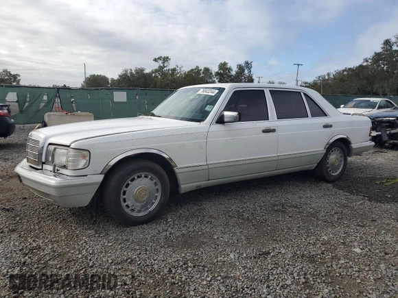 1990 Mercedes-Benz 560 with VIN WDBCA39E8LA536590, listed as a Copart auction lot 76843244 with 231,703 mi miles and Non Repairable. Bid and sale history available at DreamBid. Image 1.