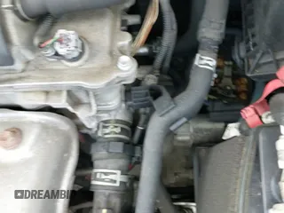2017 Toyota RAV4 XLE z VIN JTMRFREV9HD210826, wystawiony jako IAAI lot #41822150 z przebiegiem 104 262 mil mil oraz . Historia ofert i sprzedaży dostępna na DreamBid. Obrazek 21.