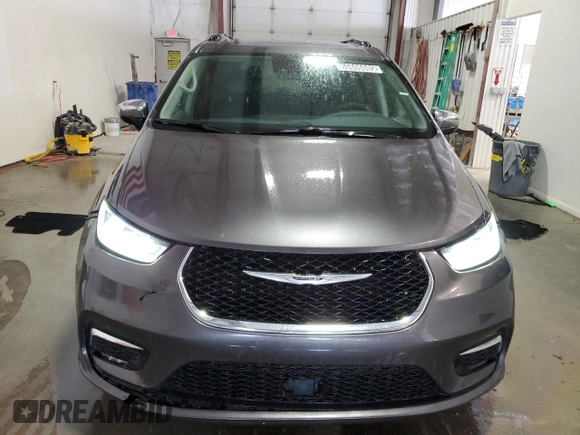 2023 Chrysler Pacifica Limited with VIN 2C4RC1GG8PR535410, listed as a Copart auction lot 60606085 with 74,370 mi miles and Clean title. Bid and sale history available at DreamBid. Image 5.