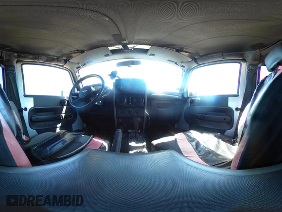 2008 Jeep Wrangler Unlimited X with VIN 1J4GA39148L596727, listed as a IAAI auction lot 42632457 with 175,000 mi miles and . Bid and sale history available at DreamBid. Image 18.
