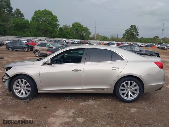 2015 Chevrolet Malibu LTZ with VIN 1G11F5SL0FF110827, listed as a IAAI auction lot 41932211 with 117,251 mi miles. Bid and sale history available at carsss.com. Image 15.