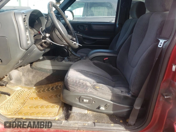 2001 GMC Jimmy SLE with VIN 1GKDT13W912185013, listed as a Copart auction lot 83922514 with 0 mi miles and Salvage Title. Bid and sale history available at carsss.com. Image 7.