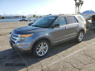 2011 Ford Explorer XLT z VIN 1FMHK8D86BGA15796, wystawiony jako Copart lot #55348385 z przebiegiem 129 505 mil mil oraz Szkoda całkowita • Salvage title. Historia ofert i sprzedaży dostępna na DreamBid. Obrazek 1.