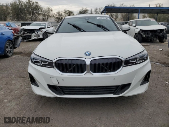 2024 BMW 3 Series 330e with VIN 3MW39FF06R8E35070, listed as a Copart auction lot 42796155 with 3,987 mi miles and Salvage Title. Bid and sale history available at carsss.com. Image 5.