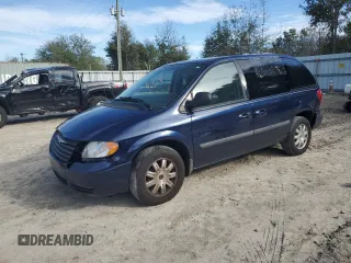 2006 Chrysler Town & Country SWB with VIN 1A4GP45R26B610515, listed as a Copart auction lot 46881425 with 159,819 mi miles and Salvage Title. Bid and sale history available at carsss.com. Image 1.