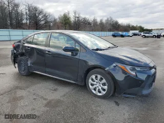 2020 Toyota Corolla LE with VIN JTDEPRAEXLJ070572, listed as a Copart auction lot 50246035 with 47,736 mi miles and Salvage Title. Bid and sale history available at carsss.com. Image 4.