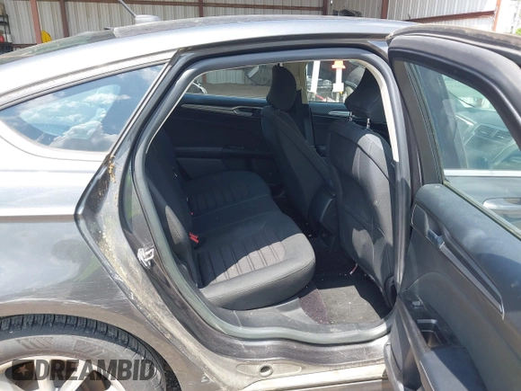 2017 Ford Fusion SE with VIN 3FA6P0HD7HR297945, listed as a IAAI auction lot 42015135 with 136,774 mi miles. Bid and sale history available at carsss.com. Image 8.