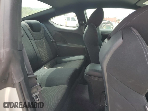 2014 Hyundai Genesis Coupe R-Spec z VIN KMHHT6KD4EU121512, wystawiony jako Copart lot #53890395 z przebiegiem 25 925 mil mil oraz Szkoda całkowita • Salvage title. Historia ofert i sprzedaży dostępna na DreamBid. Obrazek 10.