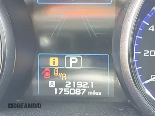 2015 Subaru Outback Limited с VIN 4S4BSENC5F3312546, выставлен на аукционе IAAI как лот 42324662 с пробегом 175 087 миль миль и . История ставок и продаж доступна на DreamBid. Изображение 15.