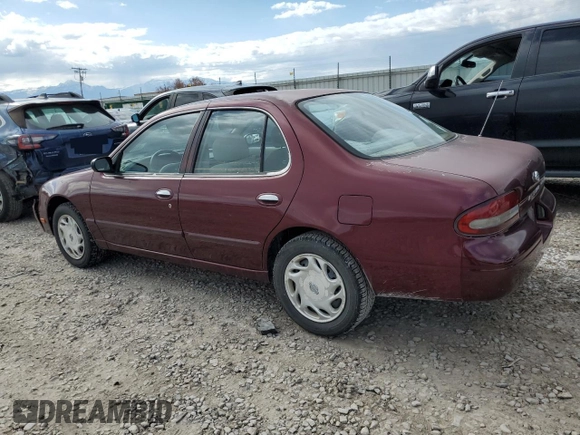 1997 Nissan Altima XE z VIN 1N4BU31DXVC181006, wystawiony jako Copart lot #57670815 z przebiegiem 98 202 mil mil oraz Szkoda całkowita • Salvage title. Historia ofert i sprzedaży dostępna na DreamBid. Obrazek 2.