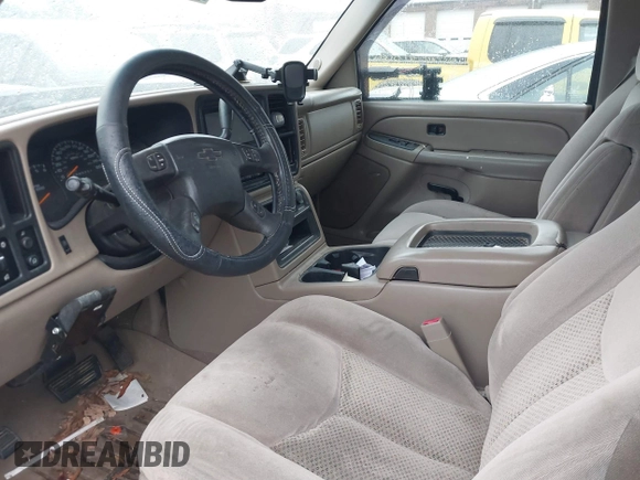 2006 Chevrolet Silverado 1500 LT1 with VIN 1GCEC19T66Z155432, listed as a IAAI auction lot 41557372 with 294,894 mi miles and . Bid and sale history available at DreamBid. Image 5.