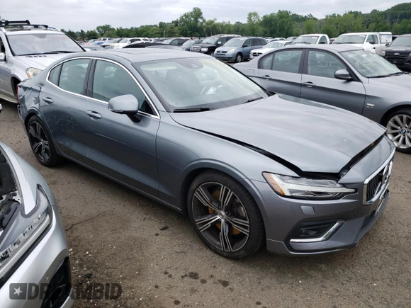 2019 Volvo S60 Inscription with VIN 7JRA22TLXKG005024, listed as a Copart auction lot 58015943 with 32,872 mi miles. Bid and sale history available at carsss.com. Image 4.