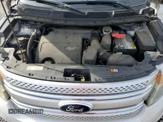 2012 Ford Explorer XLT z VIN 1FMHK7D8XCGA27607, wystawiony jako Copart lot #55792555 z przebiegiem 199 719 mil mil oraz Szkoda całkowita • Salvage title. Historia ofert i sprzedaży dostępna na DreamBid. Obrazek 12.