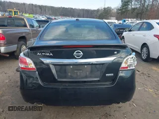 2015 Nissan Altima S with VIN 1N4AL3AP8FC483436, listed as a IAAI auction lot 41633551 with 174,889 mi miles and . Bid and sale history available at DreamBid. Image 16.
