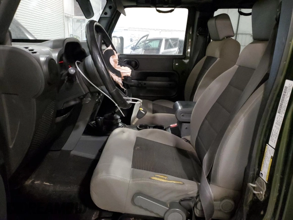 2008 Jeep Wrangler Unlimited X with VIN 1J4GA39158L637107, listed as a Copart auction lot 51333335 with 283,698 mi miles and Non Repairable. Bid and sale history available at carsss.com. Image 7.