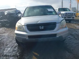 2003 Honda Pilot EX with VIN 2HKYF18633H580612, listed as a IAAI auction lot 41670305 with 216,798 mi miles. Bid and sale history available at carsss.com. Image 12.
