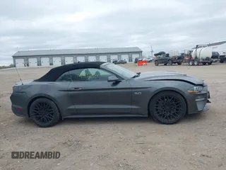 2019 Ford Mustang GT Premium с VIN 1FATP8FF1K5171791, выставлен на аукционе IAAI как лот 42043130 с пробегом 51 930 миль миль и . История ставок и продаж доступна на DreamBid. Изображение 13.