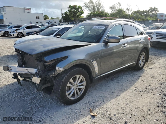 2017 Infiniti QX70 with VIN JN8CS1MW0HM411502, listed as a Copart auction lot 61092504 with 43,814 mi miles and Salvage Title. Bid and sale history available at carsss.com. Image 1.