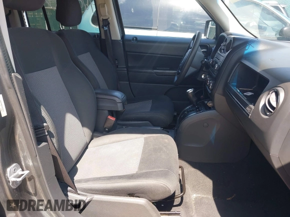 2012 Jeep Patriot Sport with VIN 1C4NJRBB0CD576612, listed as a IAAI auction lot 42076487 with 194,670 mi miles. Bid and sale history available at carsss.com. Image 5.