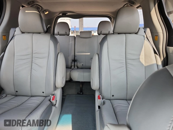 2011 Toyota Sienna XLE with VIN 5TDDK3DC6BS026264, listed as a Copart auction lot 60548865 with 147,516 mi miles and Salvage title. Bid and sale history available at DreamBid. Image 10.