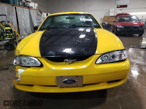 1998 Ford Mustang GT z VIN 1FAFP42X3WF207288, wystawiony jako Copart lot #45158425 z przebiegiem 165 311 mil mil oraz Szkoda całkowita • Salvage title. Historia ofert i sprzedaży dostępna na DreamBid. Obrazek 5.