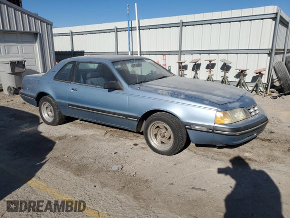 1988 Ford Thunderbird with VIN 1FABP6041JH149312, listed as a Copart auction lot 83767944 with 109,397 mi miles and Clean Title. Bid and sale history available at carsss.com. Image 4.