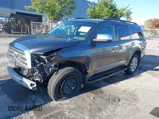 2016 Toyota Sequoia Limited with VIN 5TDJY5G16GS140022, listed as a IAAI auction lot 40995557 with 116,032 mi miles. Bid and sale history available at carsss.com. Image 17.
