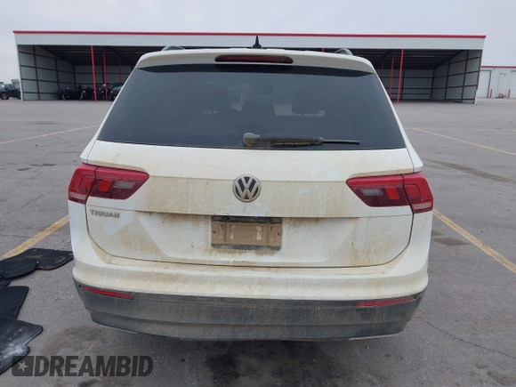 2020 Volkswagen Tiguan S with VIN 3VV1B7AX5LM079123, listed as a IAAI auction lot 41957273 with 89,449 mi miles and . Bid and sale history available at DreamBid. Image 16.