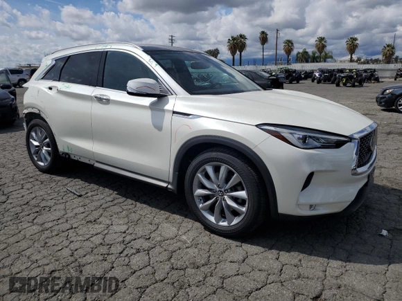 2019 Infiniti QX50 LUXE with VIN 3PCAJ5M19KF133426, listed as a Copart auction lot 50993375 with 60,799 mi miles and Salvage Title. Bid and sale history available at carsss.com. Image 4.