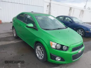 2015 Chevrolet Sonic LT with VIN 1G1JC5SH7F4152878, listed as a IAAI auction lot 41931277 with 180,189 mi miles and . Bid and sale history available at DreamBid. Image 1.