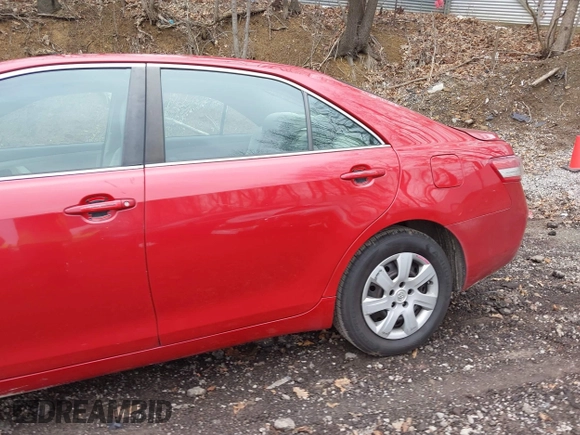 2011 Toyota Camry LE with VIN 4T1BF3EK4BU701750, listed as a IAAI auction lot 42007119 with 286,100 mi miles. Bid and sale history available at carsss.com. Image 13.