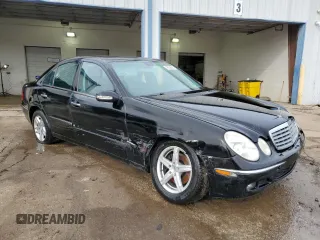 2005 Mercedes-Benz E 320 with VIN WDBUF82J55X176995, listed as a Copart auction lot 42928825 with 150,161 mi miles and Salvage Title. Bid and sale history available at DreamBid. Image 4.