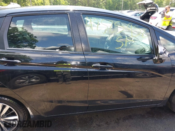 2015 Honda Fit EX-L with VIN 3HGGK5H81FM703713, listed as a IAAI auction lot 42525952 with 113,577 mi miles and . Bid and sale history available at DreamBid. Image 14.