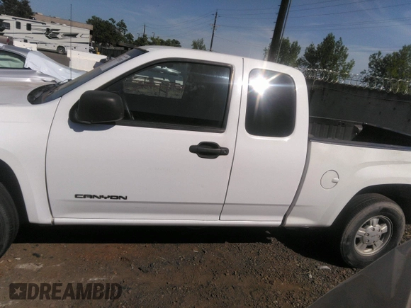 2004 GMC Canyon SLE Z85 with VIN 1GTCS196748115402, listed as a IAAI auction lot 41935583 with 172,093 mi miles. Bid and sale history available at carsss.com. Image 14.