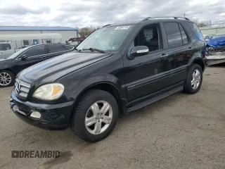 2005 Mercedes-Benz M 350 с VIN 4JGAB57E95A556723, выставлен на аукционе Copart как лот 52584115 с пробегом 232 283 миль миль и Списание • Salvage title. История ставок и продаж доступна на DreamBid. Изображение 1.