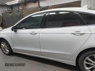 2020 Ford Fusion SE with VIN 3FA6P0H70LR155777, listed as a IAAI auction lot 41719123 with 61,531 mi miles. Bid and sale history available at carsss.com. Image 13.