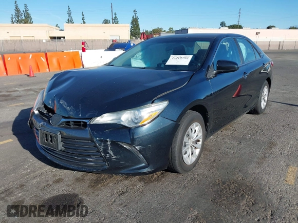2015 Toyota Camry XLE with VIN 4T4BF1FK4FR512658, listed as a IAAI auction lot 41419793 with 91,741 mi miles. Bid and sale history available at carsss.com. Image 17.