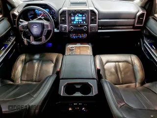 2018 Ford Expedition Platinum with VIN 1FMJU1MT3JEA17670, listed as a Copart auction lot 58159755 with 191,773 mi miles and Clean title. Bid and sale history available at DreamBid. Image 8.