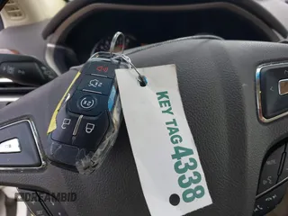 2015 Lincoln MKZ с VIN 3LN6L2G96FR615416, выставлен на аукционе IAAI как лот 41962610 с пробегом 61 265 миль миль и . История ставок и продаж доступна на DreamBid. Изображение 11.