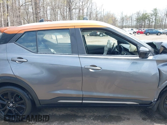 2020 Nissan Kicks SR z VIN 3N1CP5DV0LL542155, wystawiony jako IAAI lot #41997210 z przebiegiem 84 114 mil mil oraz . Historia ofert i sprzedaży dostępna na DreamBid. Obrazek 13.