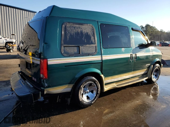 1998 GMC Safari z VIN 1GDDM19W5WB503552, wystawiony jako Copart lot #88247495 z przebiegiem 267 494 mil mil oraz Szkoda całkowita • Salvage title. Historia ofert i sprzedaży dostępna na DreamBid. Obrazek 3.