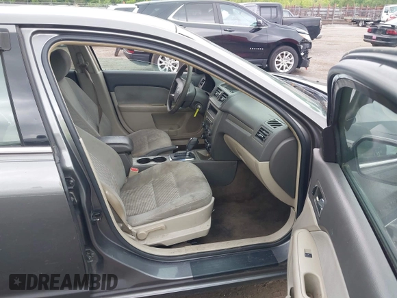 2012 Ford Fusion SE with VIN 3FAHP0HA1CR312687, listed as a IAAI auction lot 42342538 with 216,914 mi miles and . Bid and sale history available at DreamBid. Image 5.